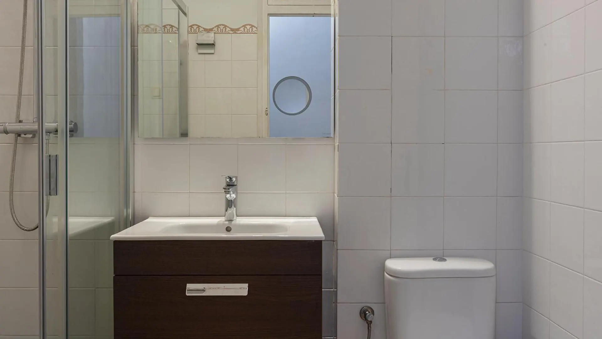 Ab Casanova Apartment Barcelona