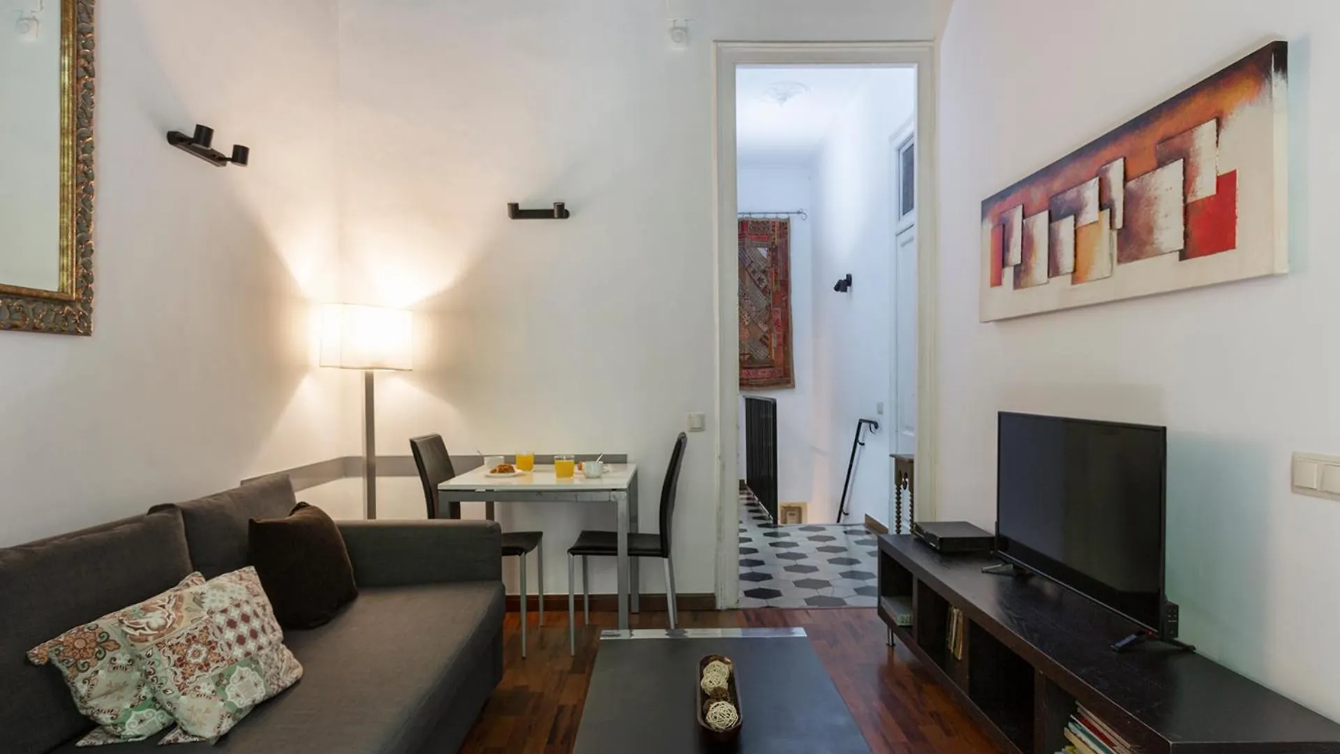 Ab Casanova Apartment Barcelona